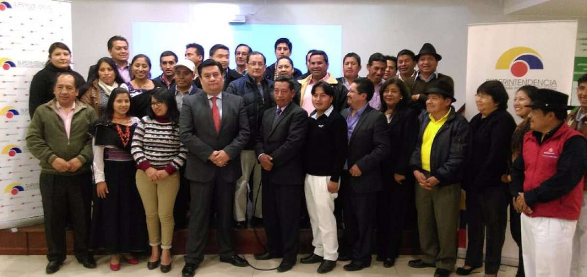 Sector cooperativo se capacita en Ambato y Riobamba