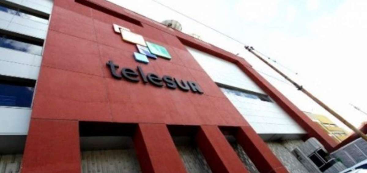 Movimientos de la ALBA respaldan a Telesur por su posible salida del aire en Argentina
