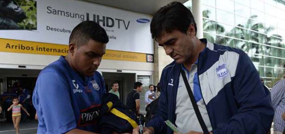Gustavo Quinteros no dirigir&aacute; a Emelec