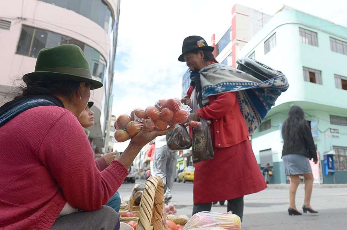 Comercio informal se &lsquo;desborda&rsquo; los lunes (Galer&iacute;a) 