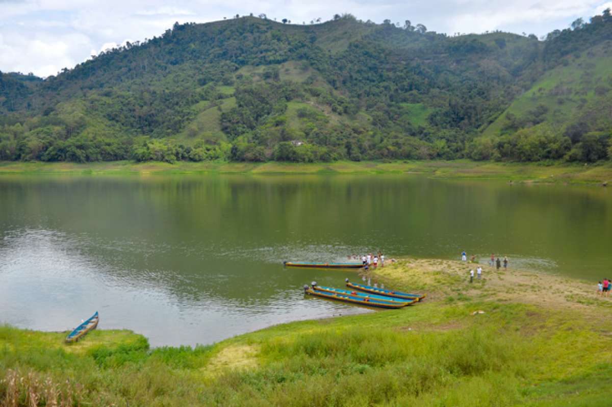 La represa de Poza Honda, en Manab&iacute;, fue construida haca m&aacute;s de 40 a&ntilde;os y provee de agua potable a las ciudades de Santa Ana, Portoviejo y Rocafuerte. Foto: Rodolfo P&aacute;rraga/El Tel&eacute;grafo