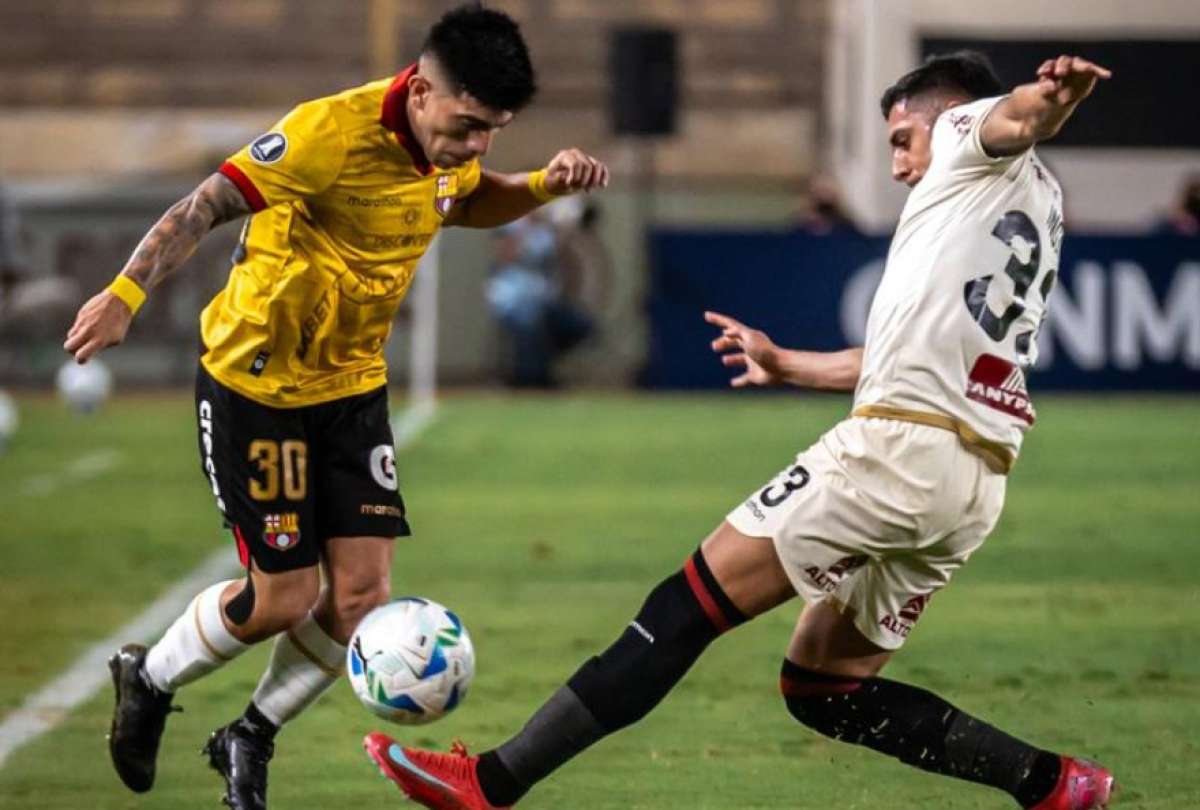 Barcelona perdió ante Universitario de Perú