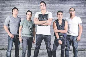 Sobre la agrupaci&oacute;n.- La banda de latin power pop surgi&oacute; en 2009 y est&aacute; conformada por Juan Carlos Lainez, los hermanos Miguel e Irvin Vera, Gustavo Cabezas y Nathan Correa.