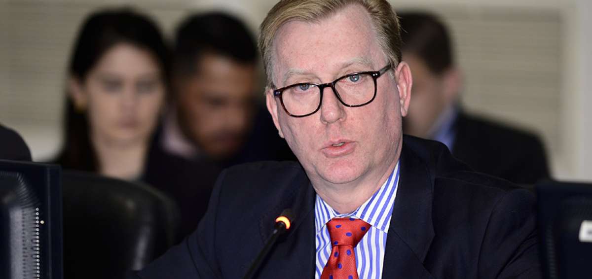 Michael J. Fitzpatrick. Embajador de Estados Unidos en Ecuador.