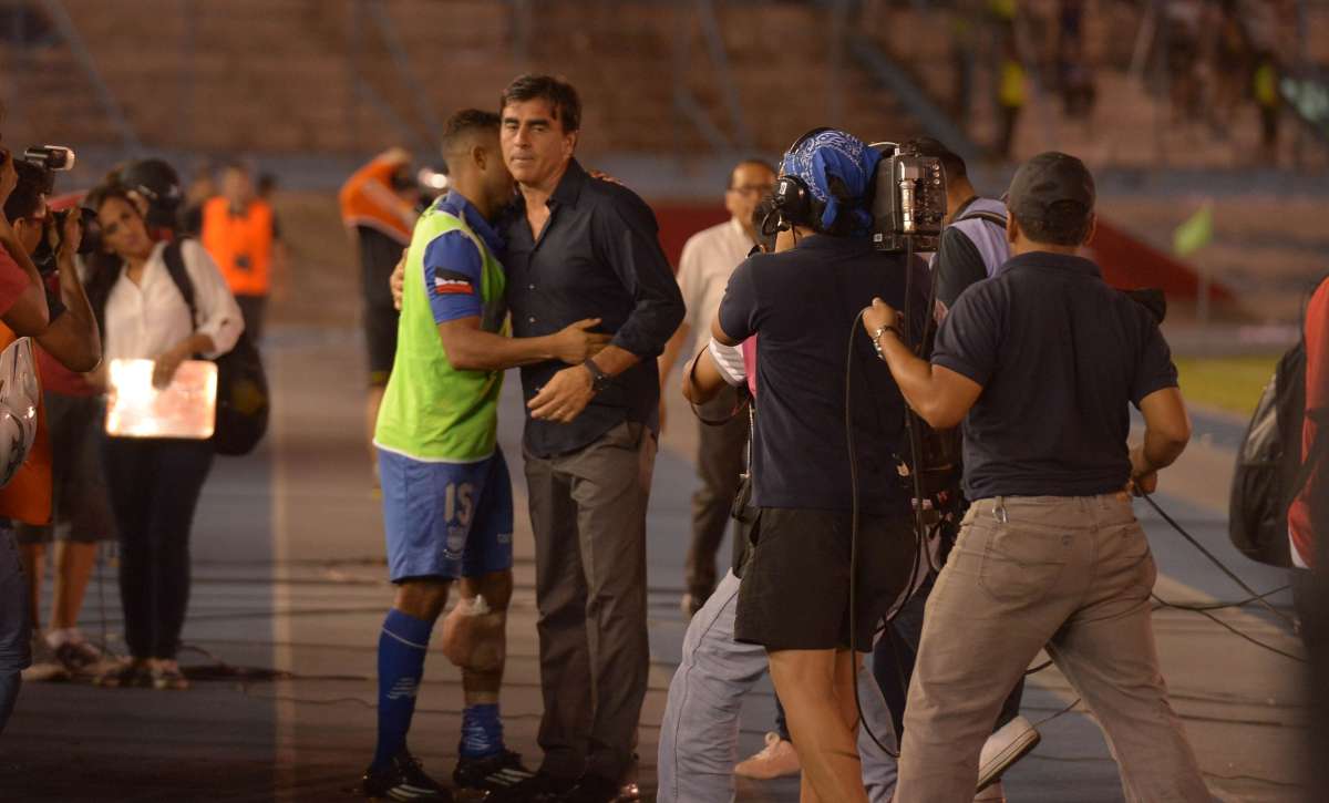 Es el &uacute;ltimo partido que dirige Quinteros como local al Emelec. Foto: Eduardo Escobar.
