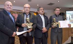 Premio Eloy Alfaro A Diario EL TEL&Eacute;GRAFO
