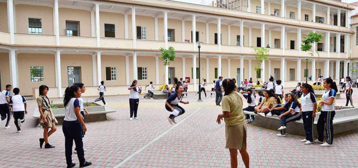 Ecuador se destaca por su desarrollo educativo