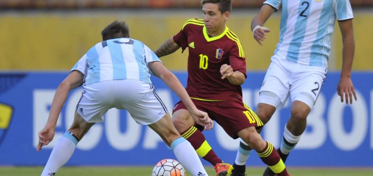 Argentina venci&oacute; 2-0 a Venezuela pero su pase al Mundial depende de otro resultado