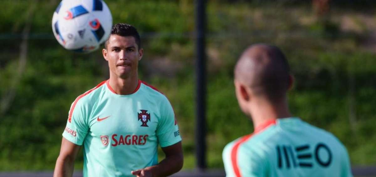 Cristiano Ronaldo se une a la concentraci&oacute;n de Portugal