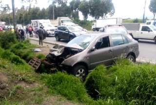 Tres personas resultaron heridas por accidente de tránsito en la Simón Bolívar