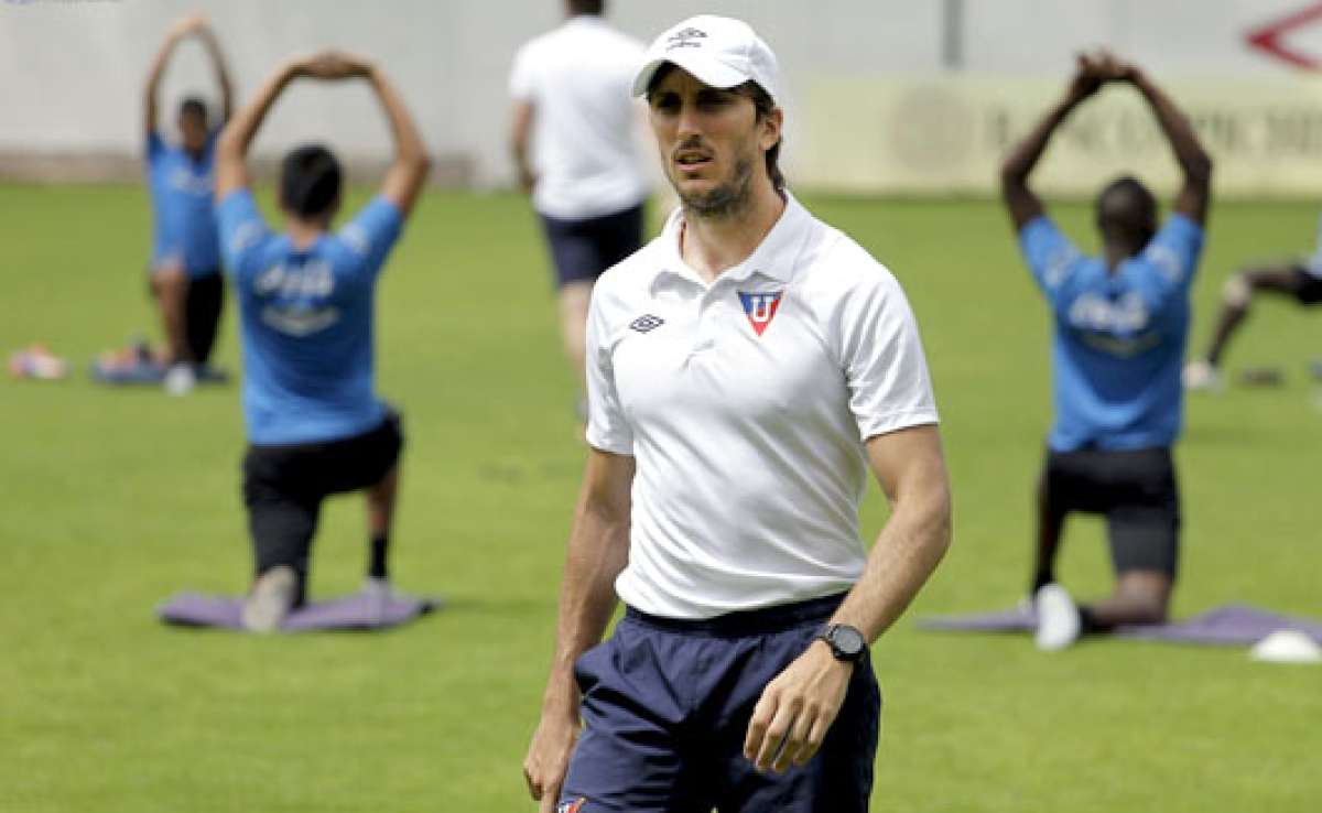 El estratega ve el partido contra Emelec como el momento para iniciar la recuperaci&oacute;n. Foto: Archivo