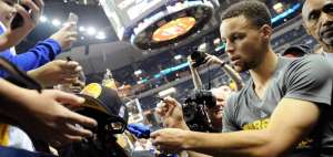 Curry, determinado a hacer historia en la NBA