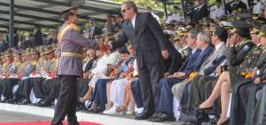 El ministro de Defensa, Ricardo Pati&ntilde;o, ofreci&oacute; un discurso durante el acto c&iacute;vico.