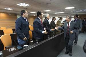 La reuni&oacute;n entre el Ministro y los dirigentes se realiz&oacute; a puertas cerradas. Foto: John Guevara/ EL TEL&Eacute;GRAFO.