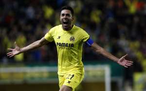 Bruno Soriano anot&oacute; el tercer gol para el equipo espa&ntilde;ol. Foto: AFP