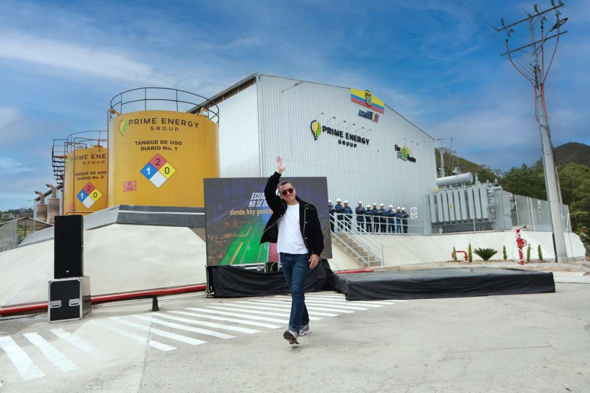 Presidente Noboa anunció las siete preguntas de la consulta popular.