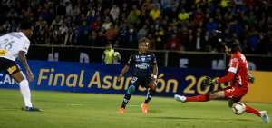 El extremo ofensivo John Jairo S&aacute;nchez lleva dos goles en la Copa: a Independiente de Avellaneda y a Cortinthians.