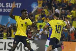 Los ecuatorianos tuvieron su mejor desempeño en los últimos minutos del juego.