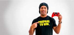 Para Ronaldinho, aunque a nivel f&iacute;sico hay "infinitas diferencias" entre el f&uacute;tbol y los videojuegos, hay "muchas similitudes en el aspecto mental".