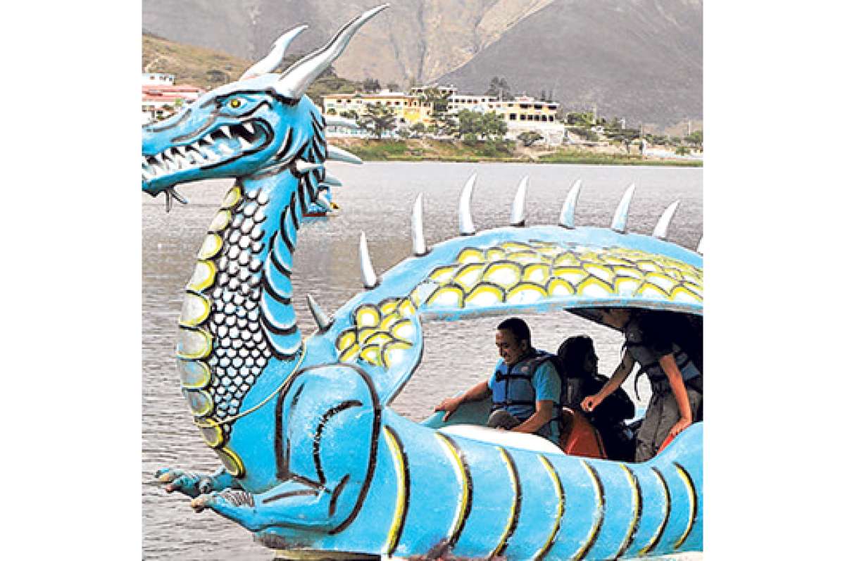 Los botes de Yahuarcocha mejoran seguridad para los turistas
