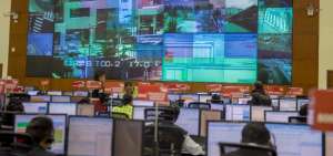 Personal del ECU911 se mantuvo operativo durante la jornada electoral.