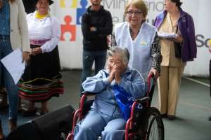 Mar&iacute;a Mercedes Castellanos recibi&oacute; un homenaje porque el pr&oacute;ximo mes cumplir&aacute; 100 a&ntilde;os. Foto: &Aacute;lvaro P&eacute;rez.