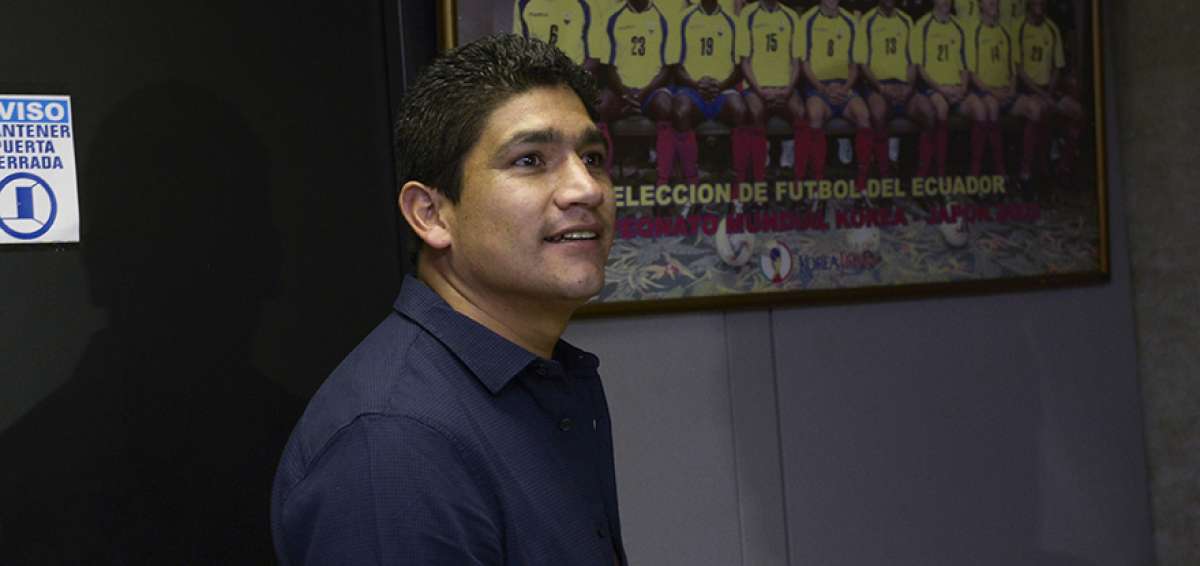 Luis Checa, zaguero central de Clan Juvenil, dio declaraciones a la prensa tras decir su verdad en la federaci&oacute;n.