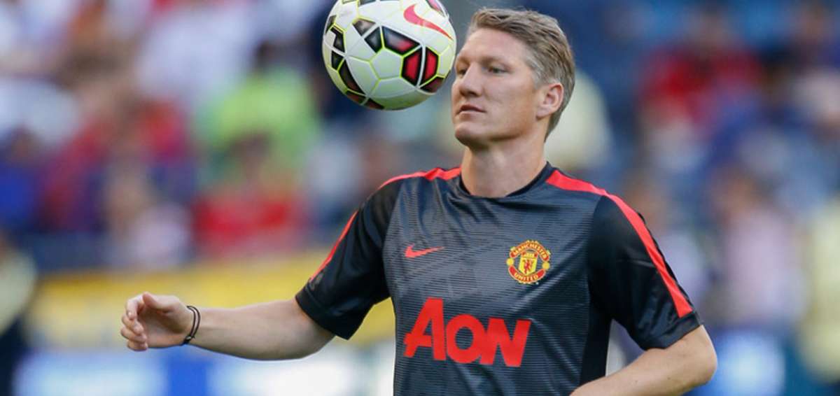 Mourinho considera "complicado" que Schweinsteiger juegue esta temporada