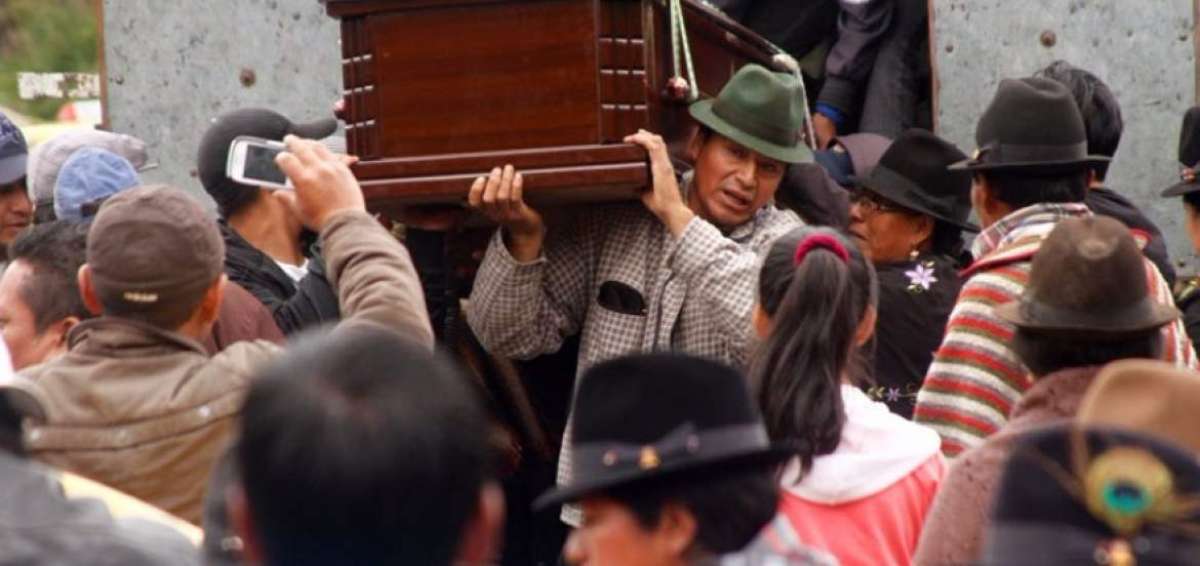 Los cuerpos de los 3 comerciantes ser&aacute;n enterrados hoy.
