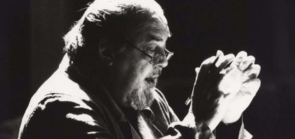 Hall fund&oacute; la Royal Shakespeare Company en 1960, a los 29 a&ntilde;os.