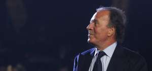 Julio Iglesias planea una gira mundial y asegura estar bien de salud en su 77 cumplea&ntilde;os