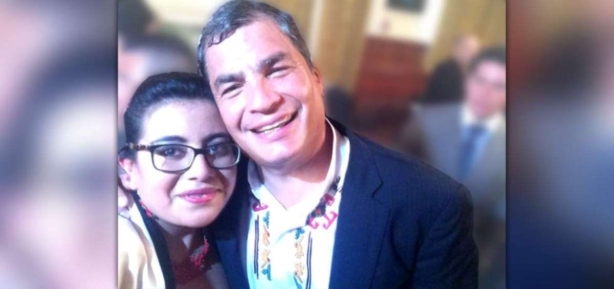 J&oacute;venes tuiteros celebraron el onom&aacute;stico al presidente Correa