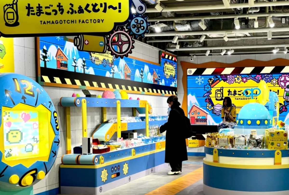 La muestra re&uacute;ne dispositivos originales, material hist&oacute;rico y experiencias interactivas sobre el universo Tamagotchi.