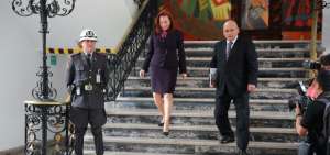 La canciller Mar&iacute;a Fernanda Espinosa, miembro del Frente contra la Corrupci&oacute;n, acudi&oacute; este lunes a la reuni&oacute;n en Carondelet. 
