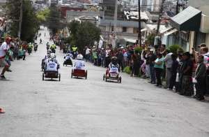 En el sector de Las Casas (norte de Quito), se congregaron 31 competidores en 3 categor&iacute;as. Foto: Cortes&iacute;a