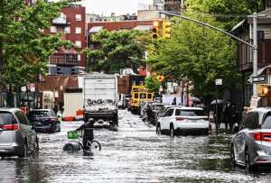  Nueva York, Nueva Jersey, Washington y Maryland están entre los estados más afectados por las intensas inundaciones.