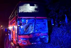 Las autoridades se&ntilde;alaron que la v&iacute;a Al&oacute;ag&ndash;Santo Domingo permanece parcialmente habilitada.