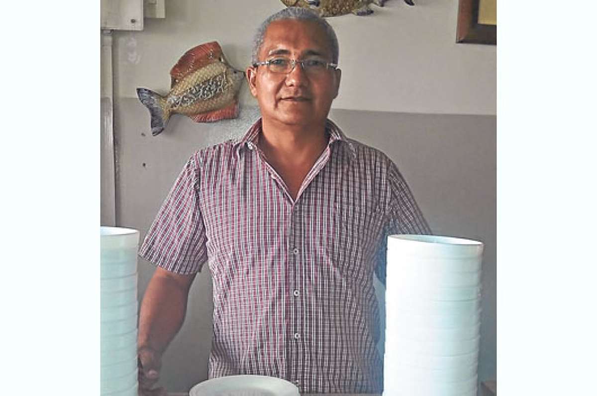 El tradicional encebollado de Valdano