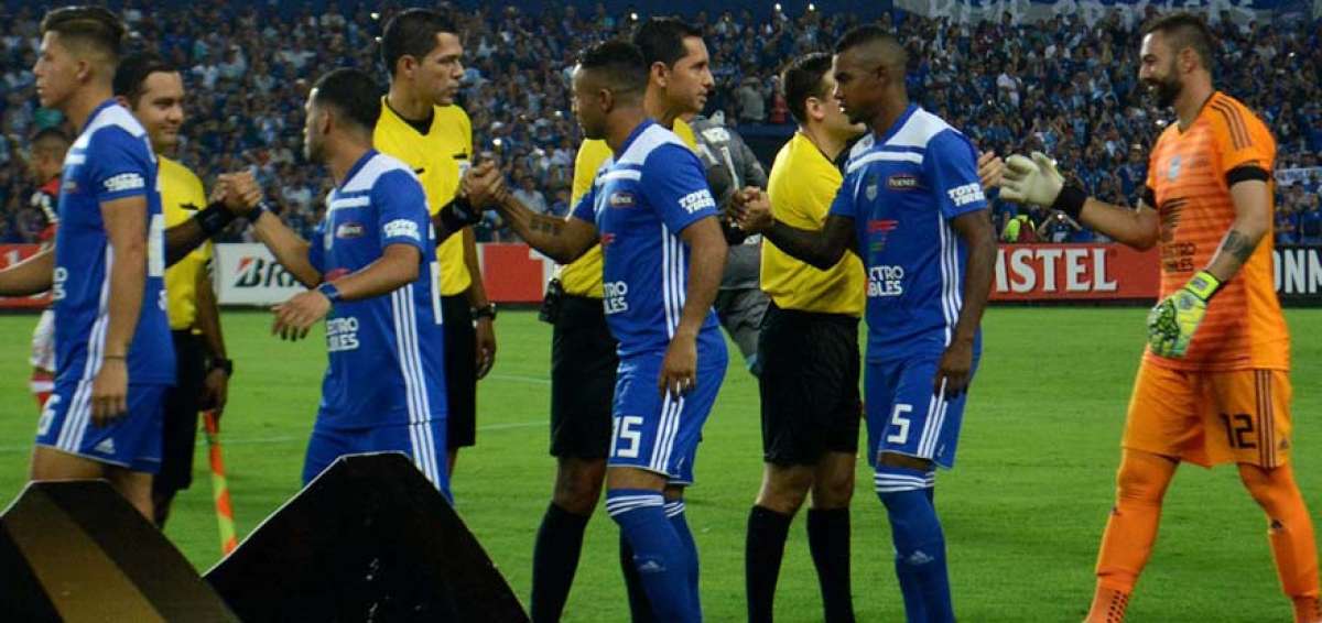 Jugadores de Emelec no quieren que Arias se vaya