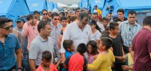 Presidente Correa visit&oacute; albergues en zonas afectadas
