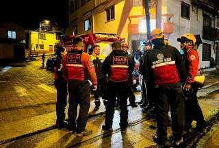 Cinco sectores de Huigra, en el cantón Alausí, fueron declarados en estado de Alerta Naranja ante inminentes movimientos en masa.