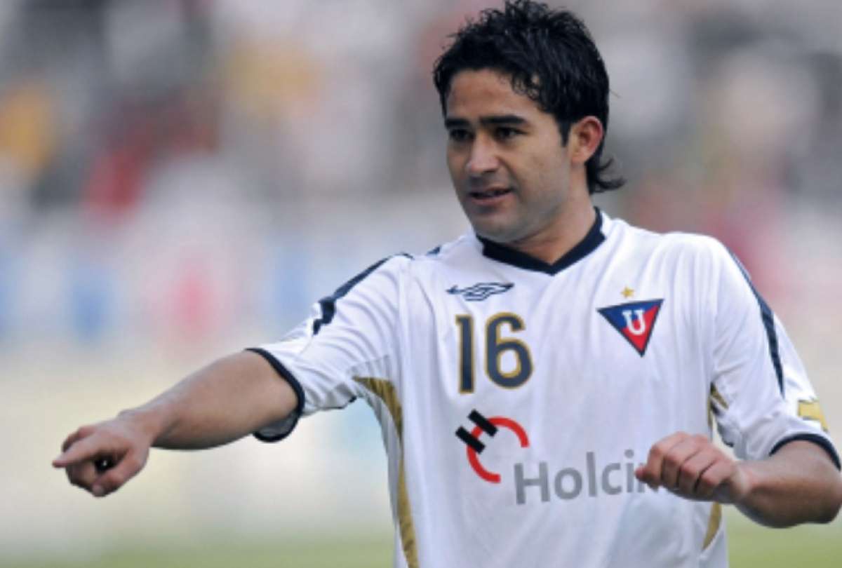 Bieler compara a Barcelona con LDU 2008