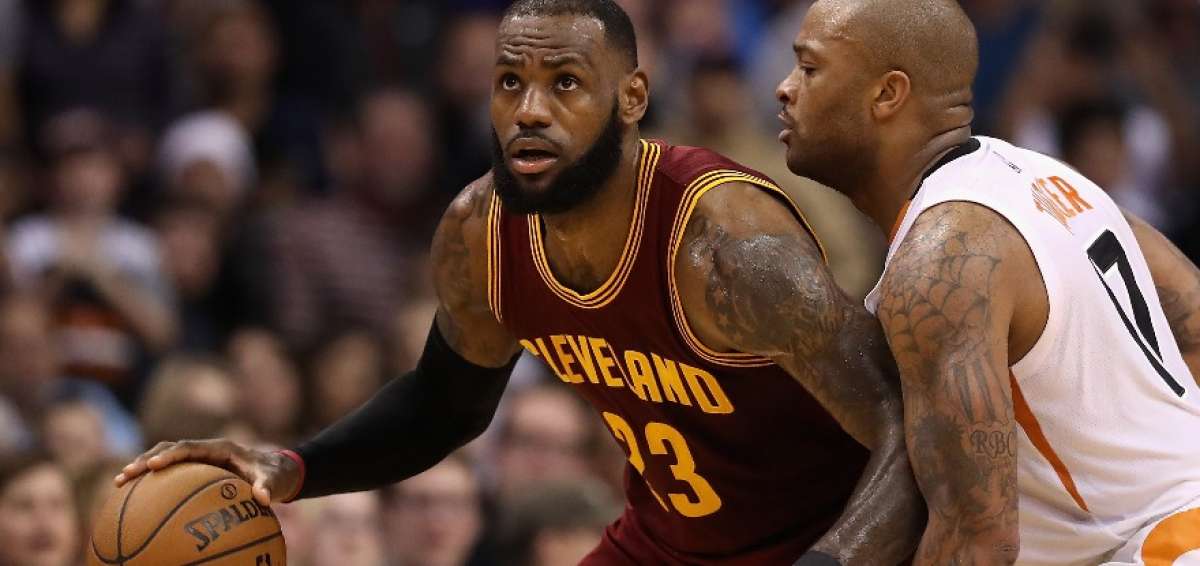 LeBron James encabeza votaci&oacute;n popular del Juego de Estrellas