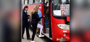 Los usuarios del transporte urbano en Cuenca est&aacute;n a la espera de la firma del documento que habilite el incremento del pasaje de $0,25 a $0,30.