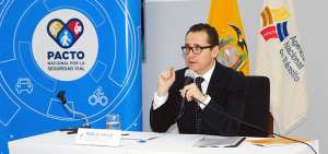 El director de la Agencia Nacional de Tr&aacute;nsito, Pablo Calle, cre&oacute; equipos de trabajo para el control y monitoreo de la unidad de emisi&oacute;n de licencias.