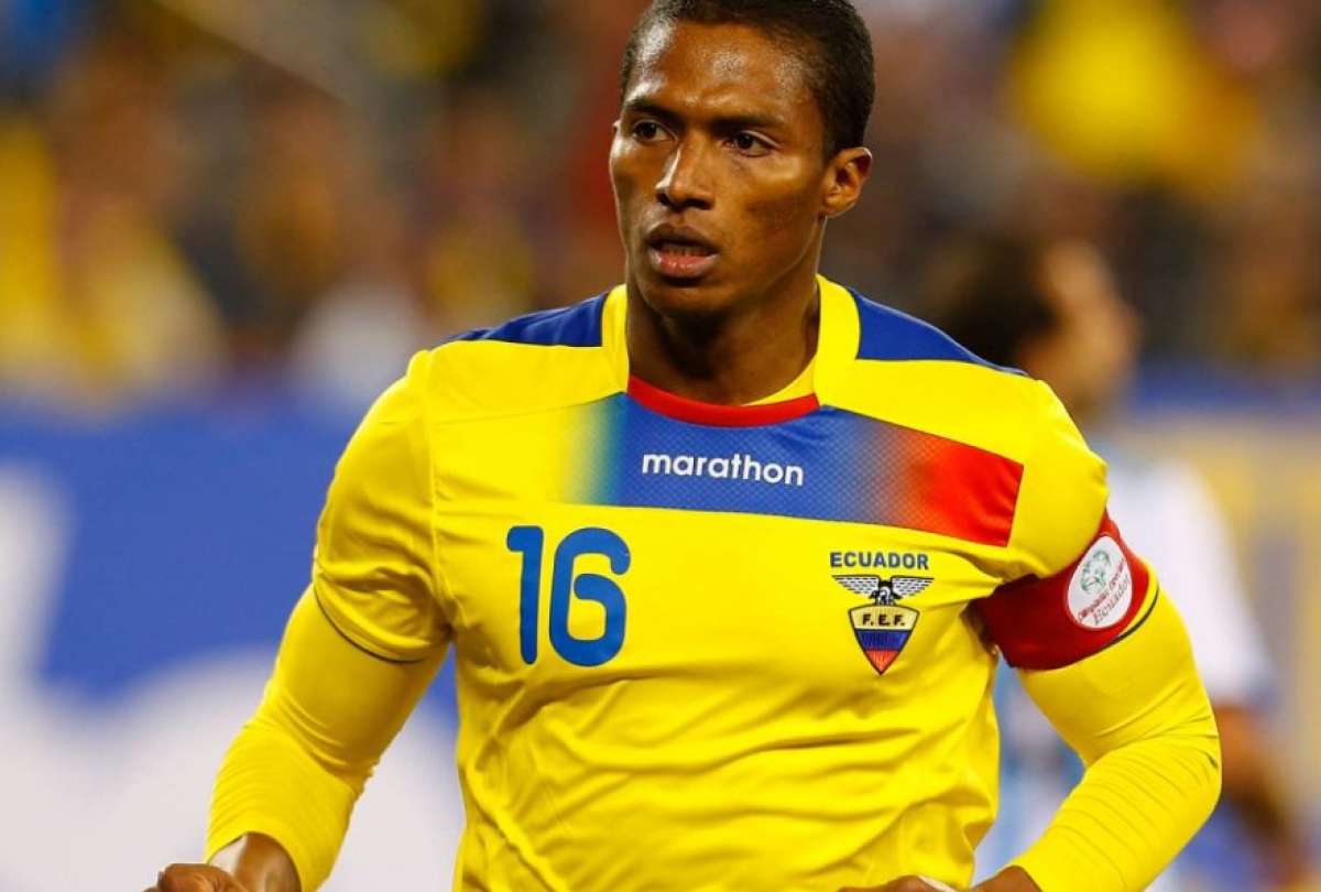 Antonio Valencia reflexion&oacute; sobre lo sucedido con Christian Lara.