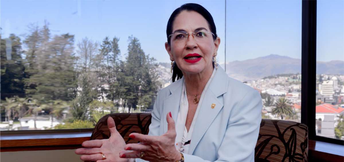 Eva Garc&iacute;a. Ministra de Industrias y Productividad