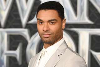 El actor Regé Jean Page es el hombre más lindo del mundo, según el método llamado proporción de áurea griego de belleza Phi