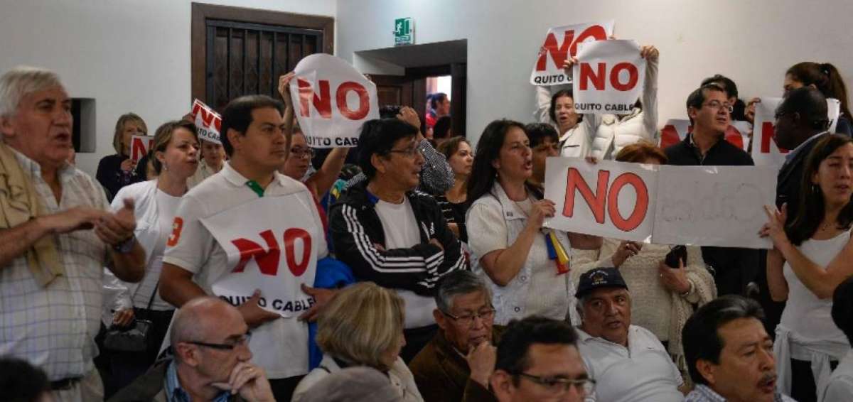 Municipio de Quito socializ&oacute; a medias el proyecto Quitocables en La Delicia