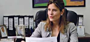 La esposa del Alcalde de Quito plantea reusar fondos de concursos de belleza en la lucha de g&eacute;nero.